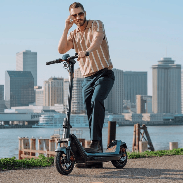 Trottinette Électrique Niu KQi300 : Moderne et Raffinée - Weebot