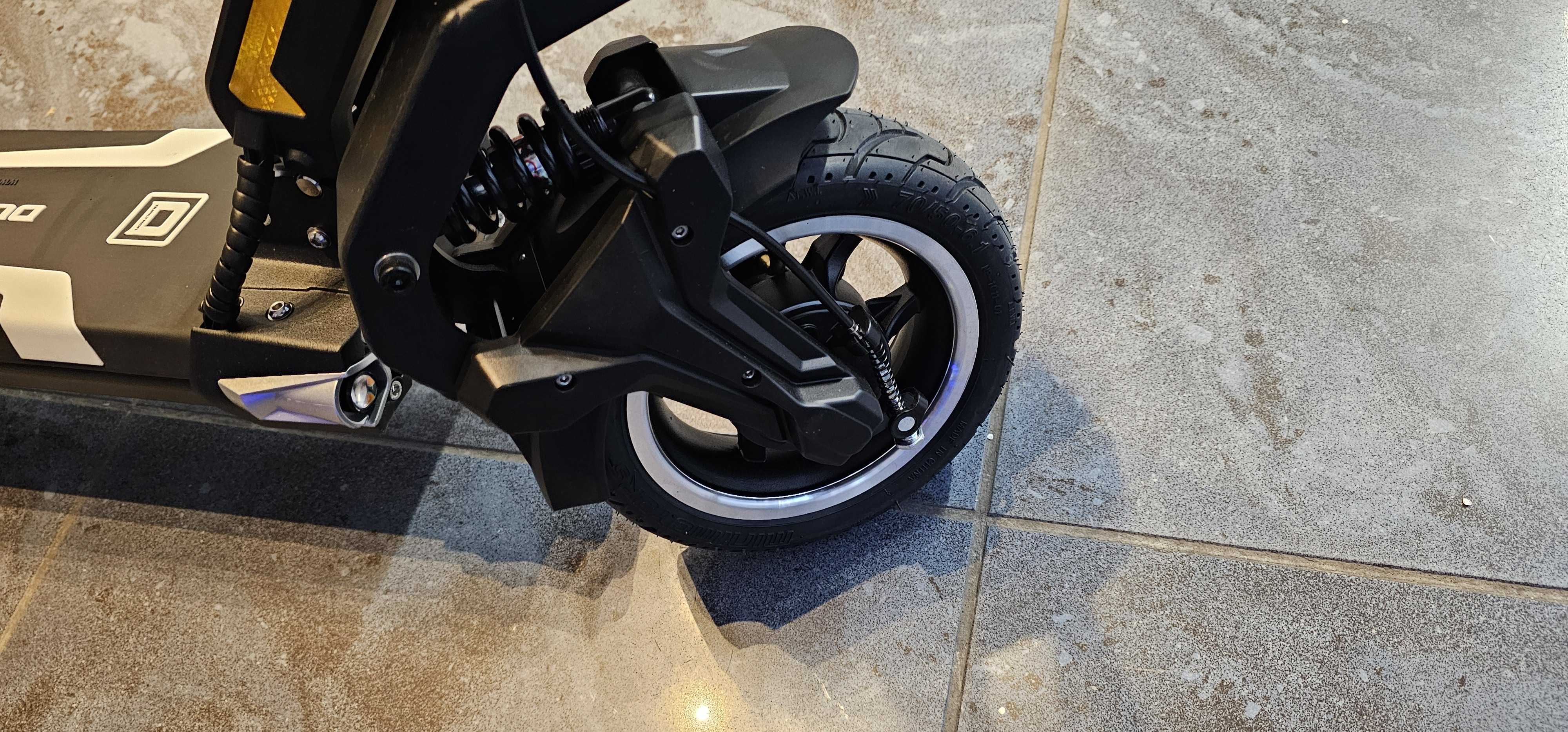 Scooter Elettrico Usato Dualtron Togo 48V 15AH Comodo e Versatile