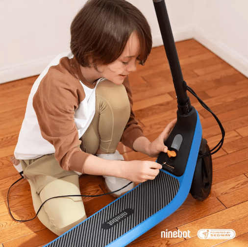 Trottinette Électrique Enfant Ninebot C2 Lite : Fiable et Agréable - Weebot