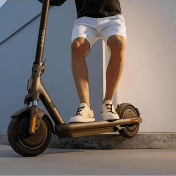 Trottinette Électrique Xiaomi 4 Pro Max : Puissante et Performante - Weebot