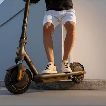 Trottinette electrique Xiaomi 4 Pro Max urbaine