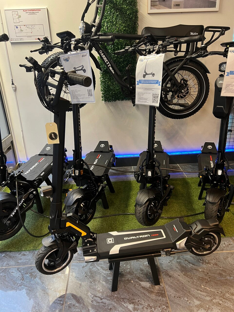 Scooter Elettrico Usato Dualtron Togo 48V 15AH Comodo e Versatile