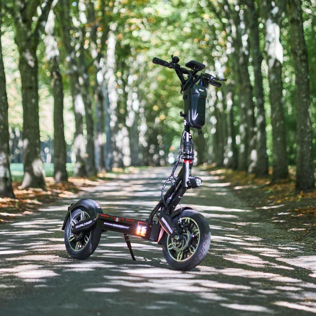 Trottinette Électrique Dualtron City : Confortable et Robuste - Weebot