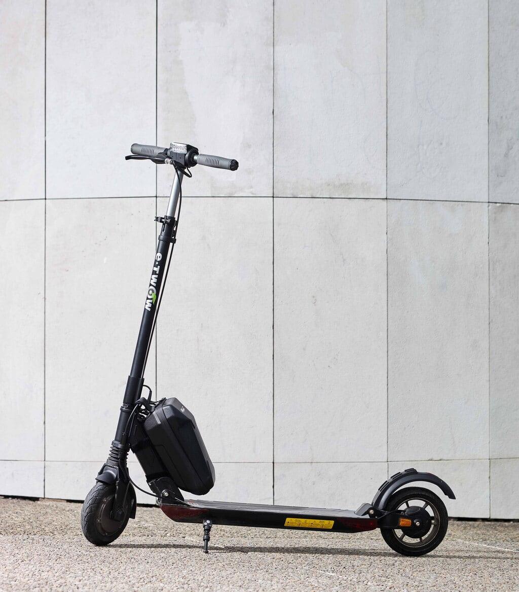 trottinette electrique e twow GT SL pratique