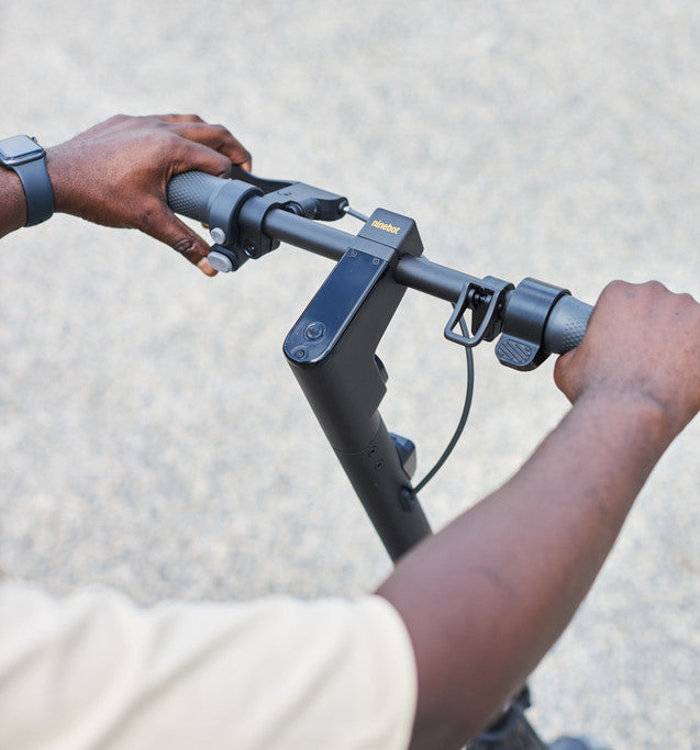 trottinette électrique ninebot max G2 etanche connecte