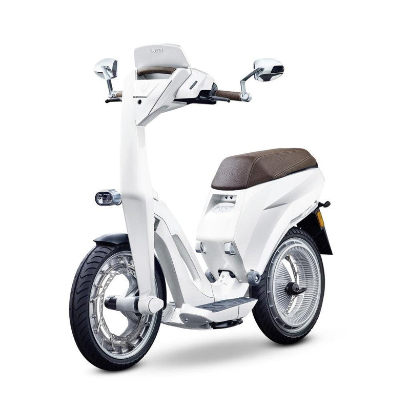 https://www.wee-bot.com/cdn/shop/products/scooter_electrique_pliable_ujet_blanc_800x.jpg?v=1558962313